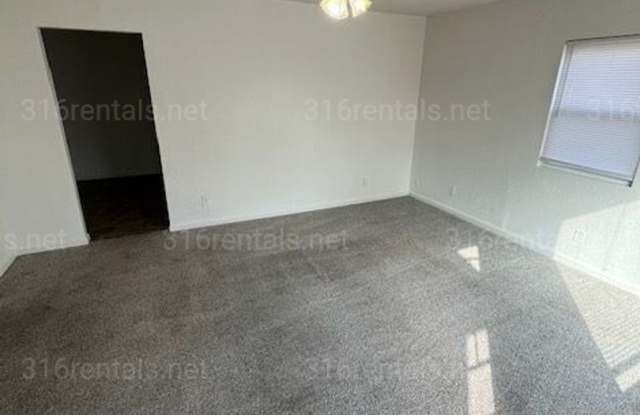 $1049 - 3 bed 2 bath - Single Family Home Gallery 2