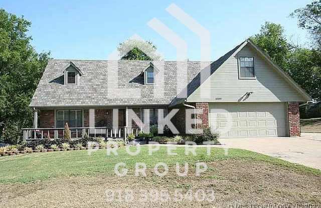 Stunning and Bright home in Broken Arrow photos photos