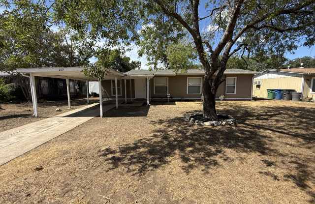 209 Charcliff Dr photos photos