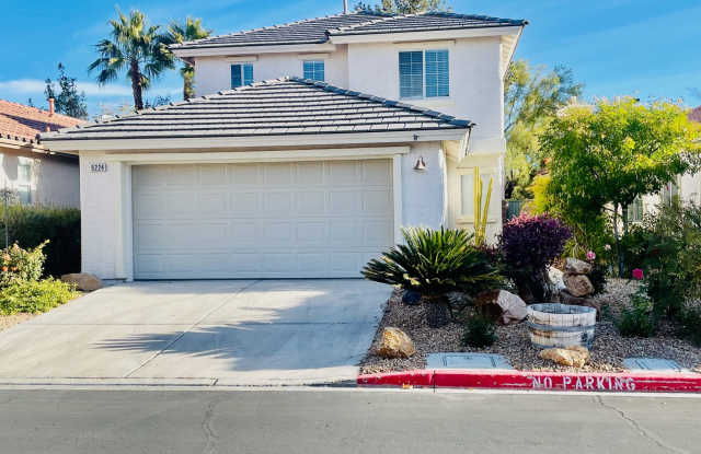 Fully Remodeled 3bd Home with Downstairs Primary Suite, Luxury Finishes & Private Covered Patio Gallery 1