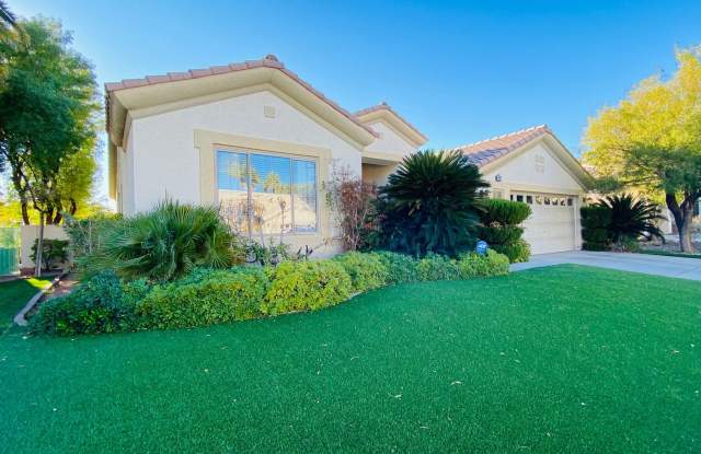 Southwest Rhodes Ranch Golf Course Gated Community Single Story 3bd and 2ba Home with Golf Course View and Pool Gallery 3