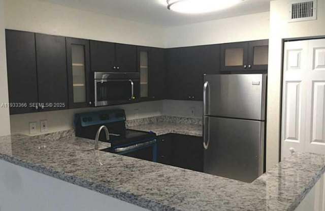 4350 NW 107th Ave photos photos