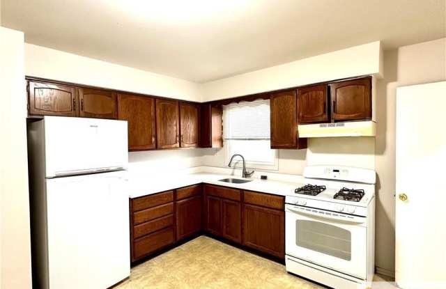 909 Hermann Road photos photos