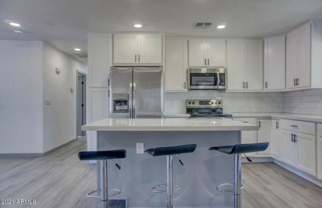 17271 N PARADISE PARK Drive Gallery 3