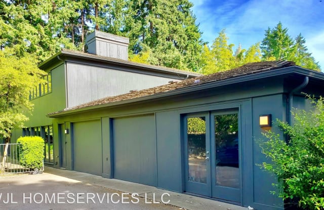 7629 Overlake Dr W - 7629 Overlake Dr W, Medina, WA 98039