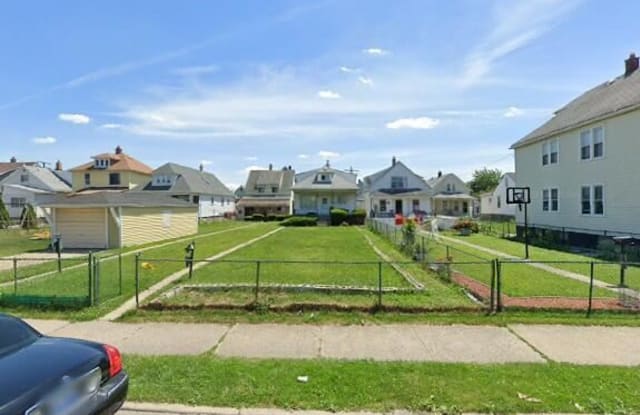 2654 Casmere St - 2654 Casmere Street, Hamtramck, MI 48212