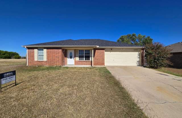 AVAILABLE NOW! - 4703 Janelle Drive, Killeen, TX 76549