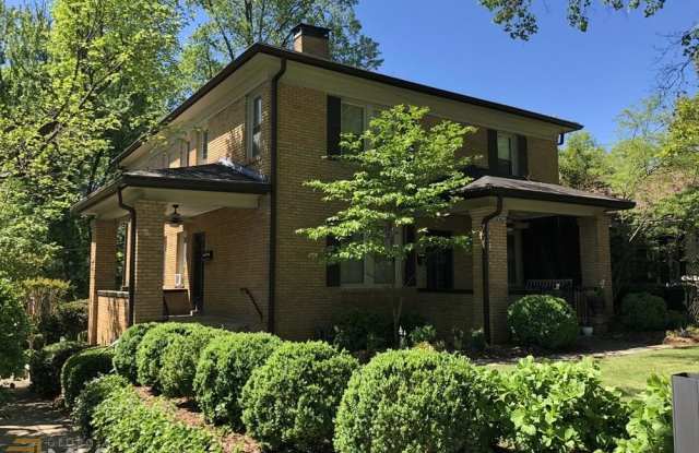 590 Elmwood Dr Gallery 2
