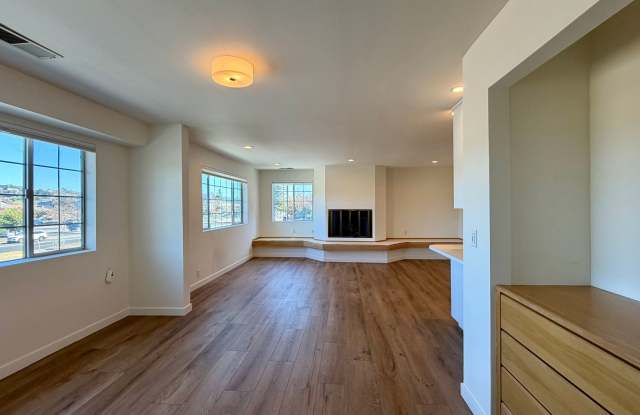 Outside Leasing - 554 Miller Ave. Gallery 1