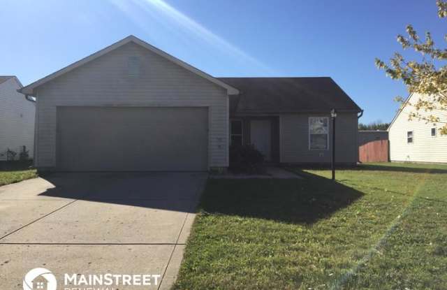 1605 Carlton Drive - 1605 Carlton Drive, Greenfield, IN 46140