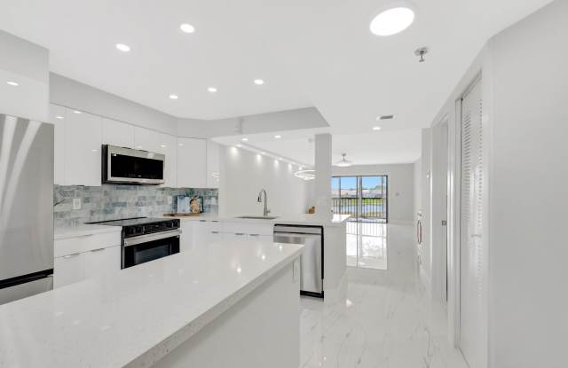 7240 Huntington Lane - 7240 Huntington Lane, Palm Beach County, FL 33446