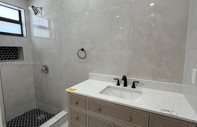 1821 Utopia Dr - 1821 Utopia Drive, Miramar, FL 33023 1821 Utopia Dr - 1821 Utopia Drive, Miramar, FL 33023