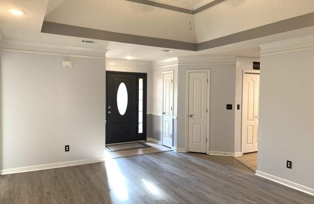 110 Amber Drive Gallery 3
