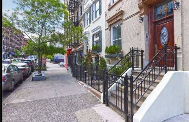 1598 Lexington Avenue photos photos