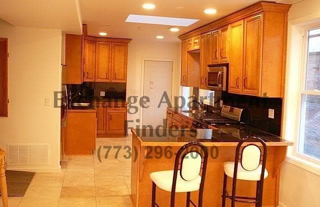2458 North Clybourn Ave. - 2458 North Clybourn Avenue, Chicago, IL 60614