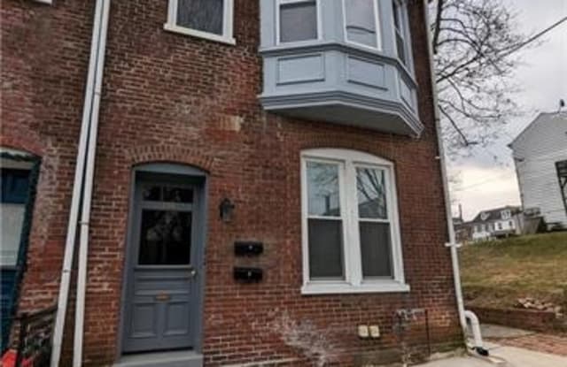 136 8th Street - 136 North 8th Street, Easton, PA 18042