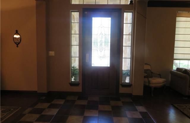 7516 Doswell Lane Gallery 3