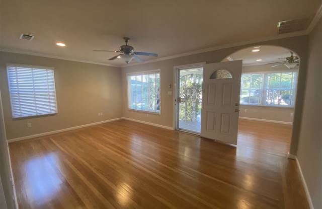 1916 Hillcrest Ave Gallery 2
