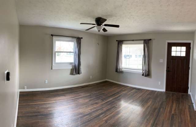 4546 Moraine Avenue Gallery 3