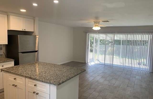 11389 Summerwinds Court Gallery 2