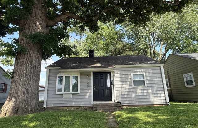 Updated 3 Bedroom, 1 Bath Home with Garage Parking and Fenced Yard photos photos