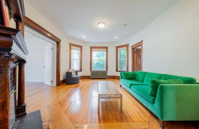 124 Forest St. photos photos
