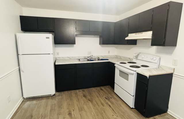 1431 Cherrycrest Drive - A Gallery 2