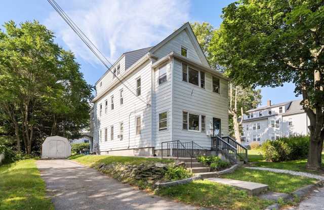178 Cohasset St Gallery 1
