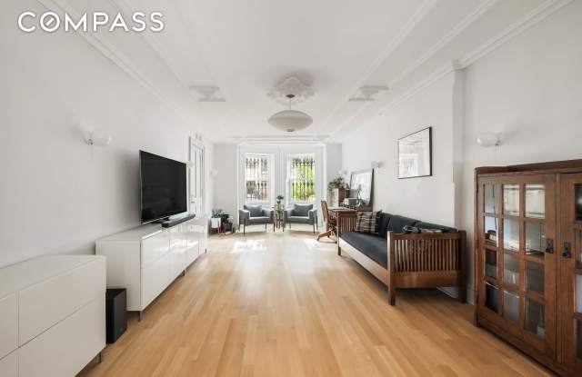 142 6th Avenue photos photos