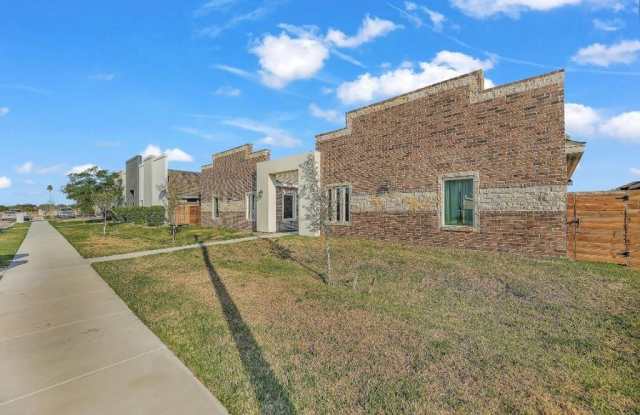 2713 Primrose Ave. Gallery 3
