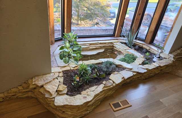 1555 Maple Lane Gallery 3