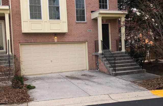 6092 MADISON PARK DRIVE - 6092 Madison Park Drive, Bailey's Crossroads, VA 22041