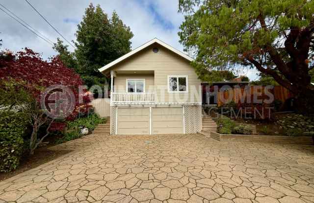 Beautifully Updated Home Offering Resort-Style Living! Prime Mill Valley Location! FOUNDATION - 133 Tiburon Boulevard, Strawberry, CA 94941