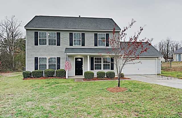 5302 Tucker Phillips Drive Gallery 2
