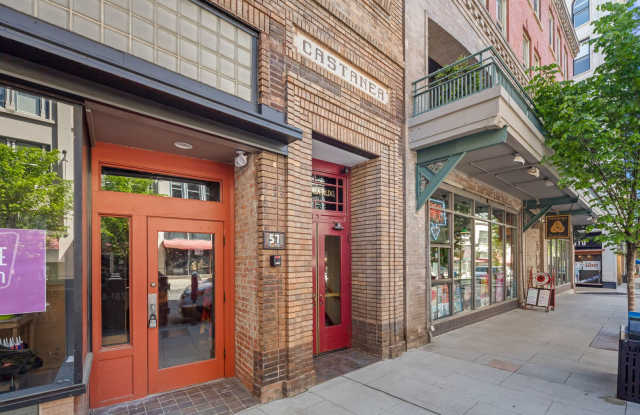 Charming Two-Bedroom Apartment in Downtown Asheville photos photos