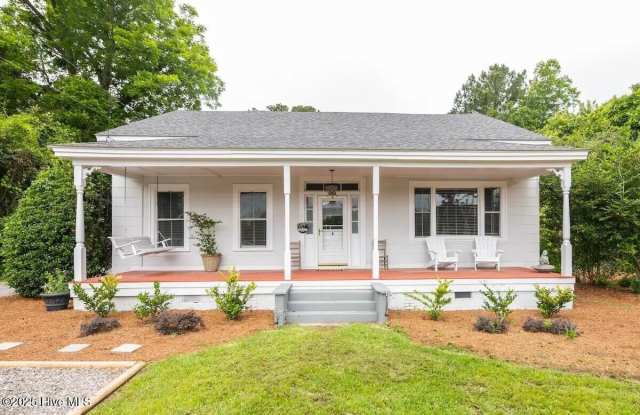 2719 Castle Hayne Road photos photos