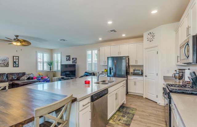 17604 W HUBBARD Drive Gallery 3