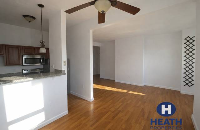 Awesome 3 bed 1.5 bath in Bay Village..... photos photos