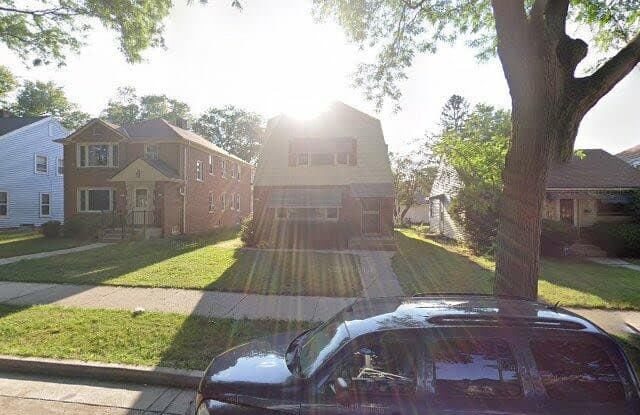 3299 N 58th St - 3299 North 58th Street, Milwaukee, WI 53216