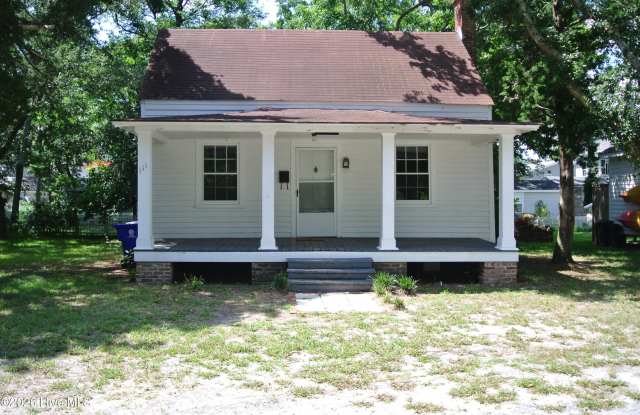 111 Live Oak Street photos photos