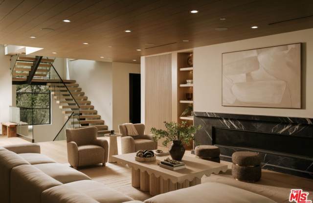 2878 Deep Canyon Dr Gallery 2