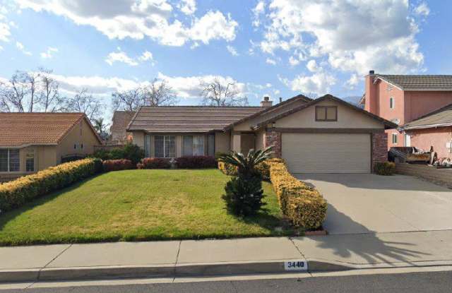 3440 N Amberwood Ave photos photos