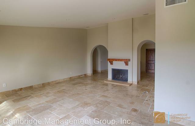 6102 Bernadette Lane Gallery 3