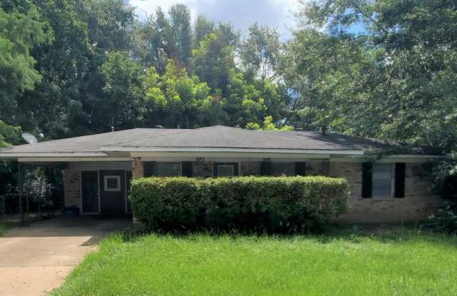 134 James Drive photos photos