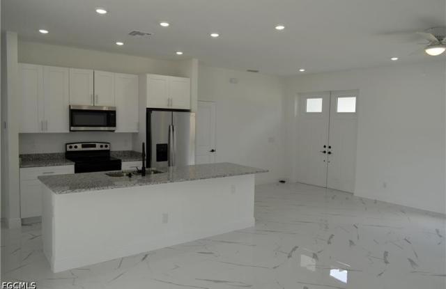 2611 Carol Place Gallery 2