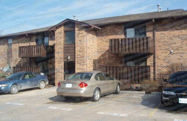 2 Bedroom Condo Next to East Broadway Shopping photos photos