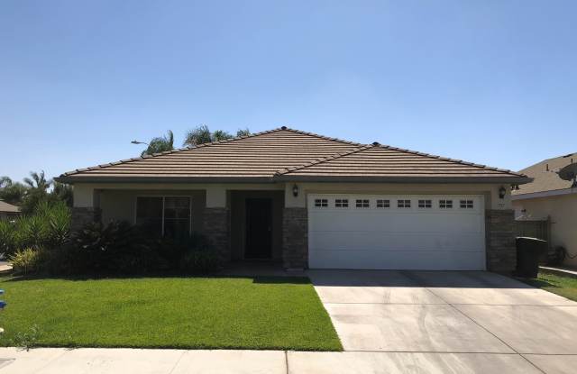 Immaculate 3 Bedroom, 2 Bath Home on Corner Lot photos photos