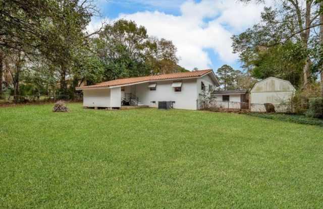 Large 4 Bedroom House photos photos Large 4 Bedroom House photos photos