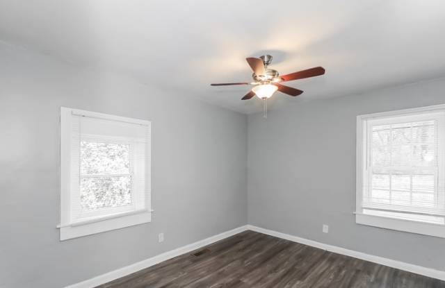 1392 Lorenzo Drive Southwest Gallery 4