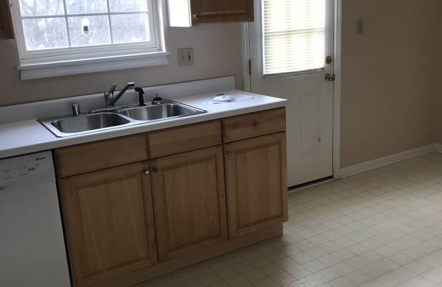 220 Pepperhill Drive - 220 Pepperhill Drive, Laurel County, KY 40741